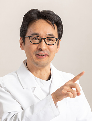 Close-up Interview with Ophthalmologist｜PLUS CHUGAI 中外